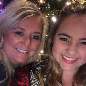 Meet your Posher, Paula pool